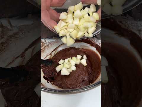 🍐🍫 TORTA di PERE e CIOCCOLATO...soffice e golosissima #Shorts