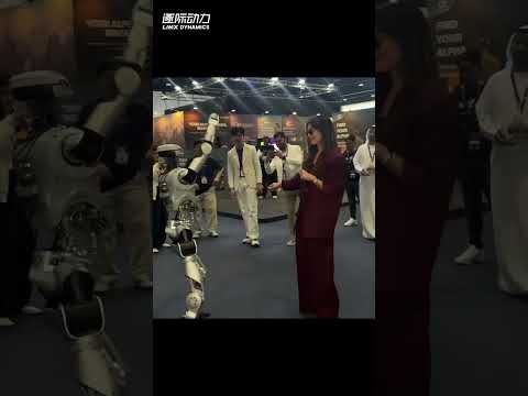 💫28s Recap: LimX Oli’s Highlights at the Bridge Summit!