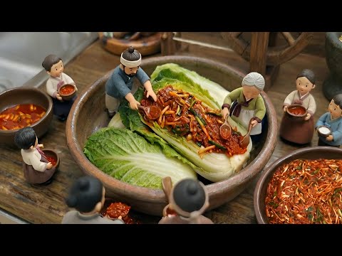 Miniatures make Korea kimchi and boiled pork [Kimjang Day]
