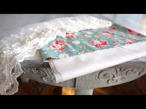 Fell in love with these curtains at first sight. I saw the idea in a cafe and made it for myself