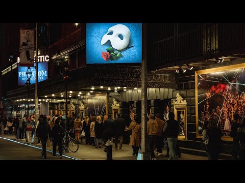 On Stage Presents The Phantom of the Opera: The Final Curtain