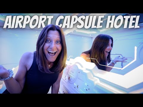 MEXICO CITY CAPSULE HOTEL (sleeping in the airport)