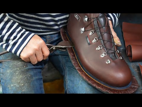 EVEREST 8,848m Conqueror! The 72 Hour Process of Making His Own Hiking Boots!