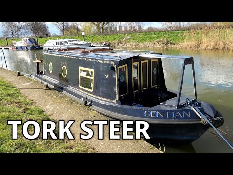 366. Narrowboat cruise to Torksey - plus how to change a lightbulb!
