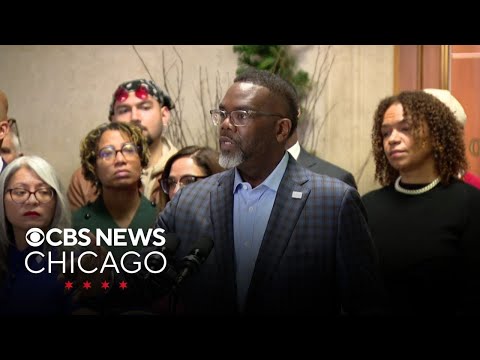Mayor Brandon Johnson backs down in budget fight, won't veto rivals' spending plan