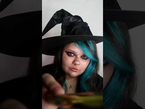 Witch makeup for Halloween. Black and red smoky eyes #smoky #makeup #halloween #halloween2024