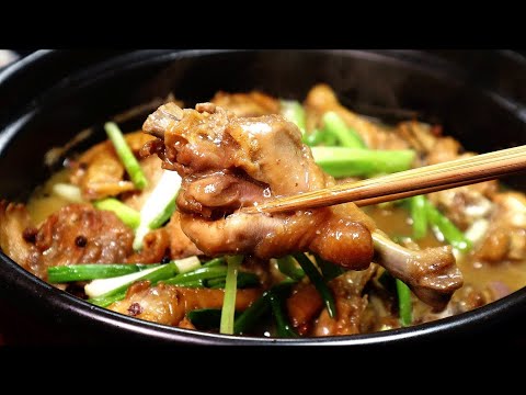 炖鸡肉时，最忌讳直接焯水，教你正确做法，鸡肉鲜香嫩滑不腥不柴