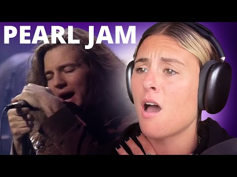 Therapist reacts to GRUNGE - Black UNPLUGGED