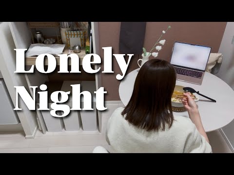 A Lonely Night in Japan| Mixed Feelings: Finding Comfort in a Cozy Solo Hot Pot in a Tiny Apartment