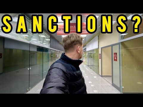 Why Are Russian Shopping Malls EMPTY At Xmas?! 🇷🇺🎄