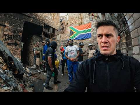 I ENTER THE ABANDONED BUILDINGS OF SOUTH AFRICAN CRIM1NALS (I can’t believe it) 🇿🇦