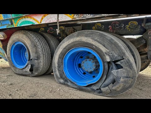 Unbelievable Dangerous Truck Accident On The Road | All The Tires Of The Truck Were Explosion