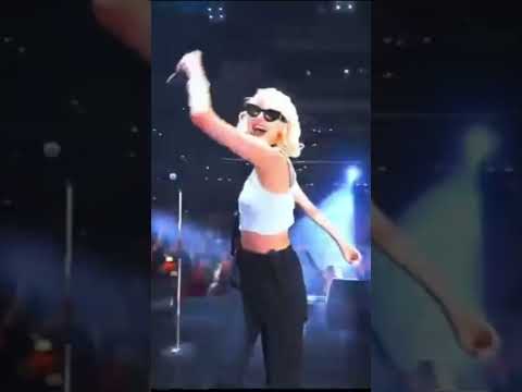 OMG ROSE KISSING BRUNO MARS IN GRAMMY 2026