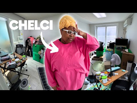 MENTALLY EXHAUSTED from 10 years of living out of boxes 📦 SMALL SPACE DECLUTTER