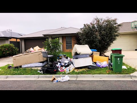 These Bulky Waste Rubbish Piles Need To Take It Easy!