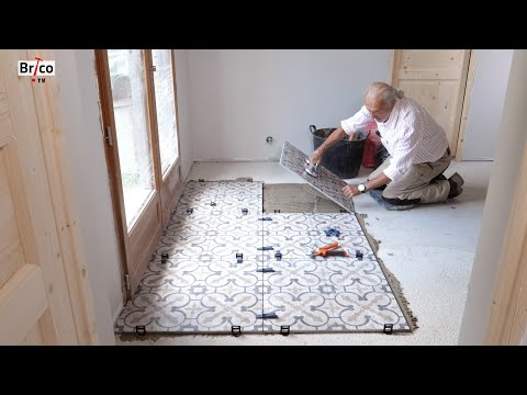 Poser du carrelage grand format au sol - Tuto bricolage avec Robert