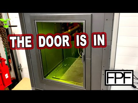 Modular 3D Printed Enclosure - Installing The Door