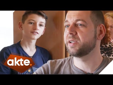 Jason (12) is autistic! How do his parents cope? | Akte | SAT.1 TV