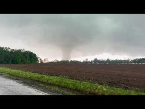 Tornado storm system caught on video in Michigan