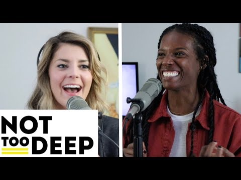 ZAINAB JOHNSON #@NotTooDeep // Grace Helbig