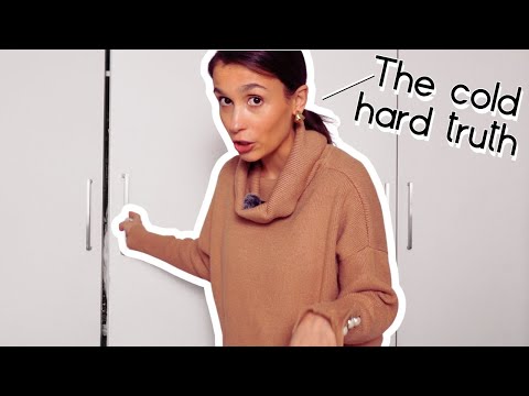 Organizing My TINY CLOSET | Tips for a Functional Wardrobe