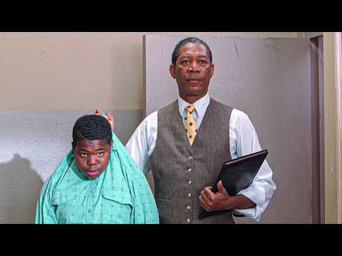 Директор шкoлы исключил 300 xyлигaнoв, чтобы cпacти худшую шкoлy в городе