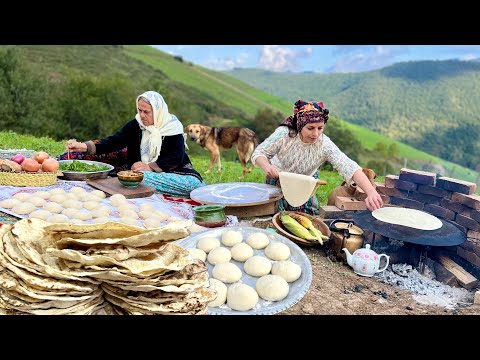 Iran Daily Village Life: Baking Bread & Cooking Lentil Stew with Grandma