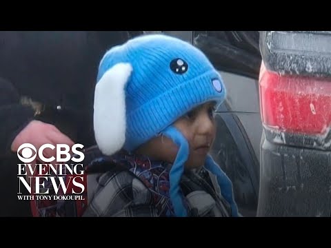 Judge orders release of 5-year-old Liam Ramos, his father from detention