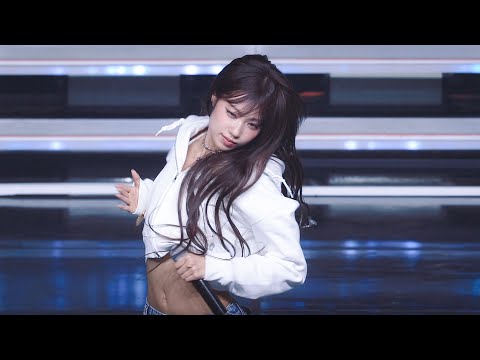 251108 'SIGN + FAKE IT + DRIP + IWALY' - 이즈나 최정은 직캠 (izna JUNGEUN FanCam) izna 1st FAN-CON