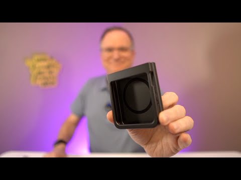 Magnetic Matte Case for Motorola Razr, Slim and Lightweight