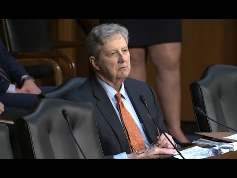 Kennedy questions Rep. Raskin on climate change in Budget