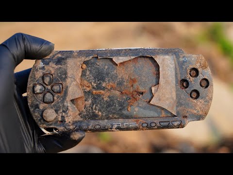 Fully restored old SONY PSP 3000 game console the gaming device I dreamed of having when I was young