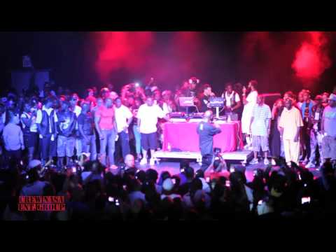 DMX - Classic live performance at the TLA in Philly