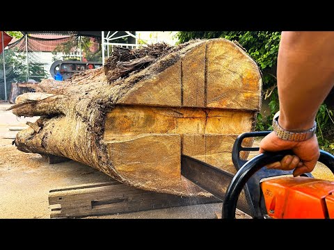 Mr Van Team Building A "One Pillar Table and Chair in Garden On A Giant Tree Trunk"