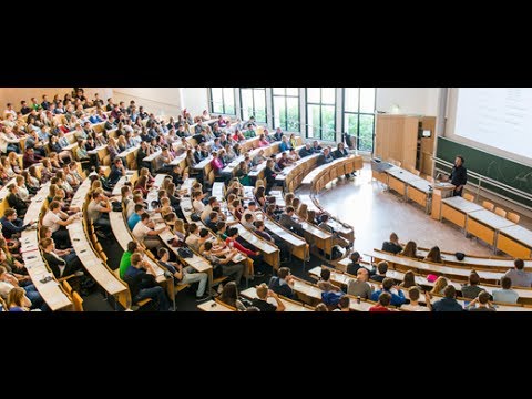 Professor und Student unterhalten sich: Gibt es Gott?