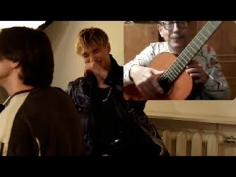 @AkStar сыграл вместо МАЛЫША на уроке гитары