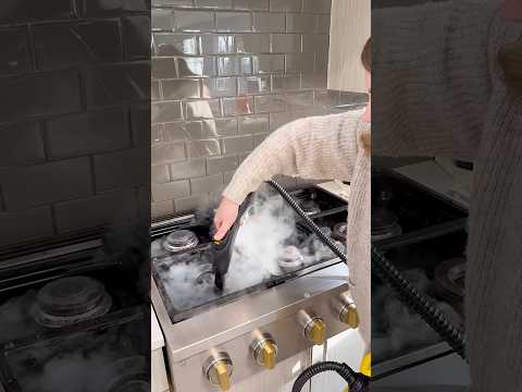 Deep cleaning my kitchen with 2 gadgets