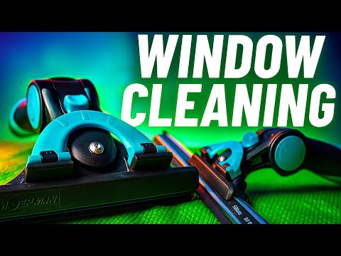 Close up look at the NEW Moerman Excelerator 2.0 Wide body squeegee handle | Window Cleaning tools