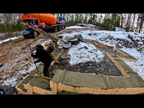 Forming and Pouring Step Footings For a New House