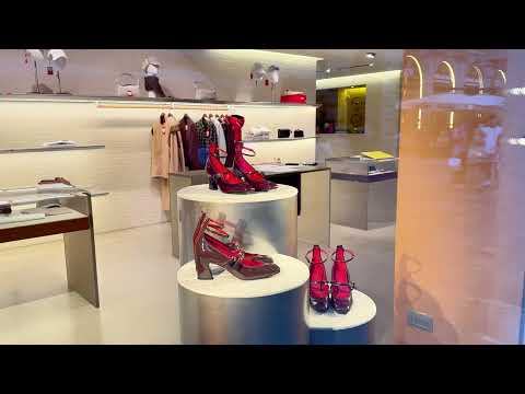 Stunning Bags & Shoes in Italy’s Fashion Capital / Window Shopping in Milan 🇮🇹