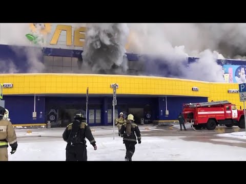 Пожар в гипермаркете "Лента"