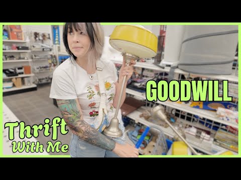 Not Just ONE, There Were FOUR | Goodwill Thrift With Me | Reselling