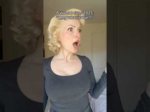 What a 100 year of MAKEUP BRUSH looked like!! 😲 #shorts