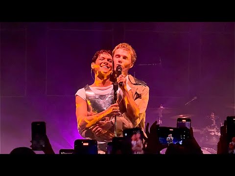 Edvin Ryding & Omar Rudberg being in love with each other on stage in London