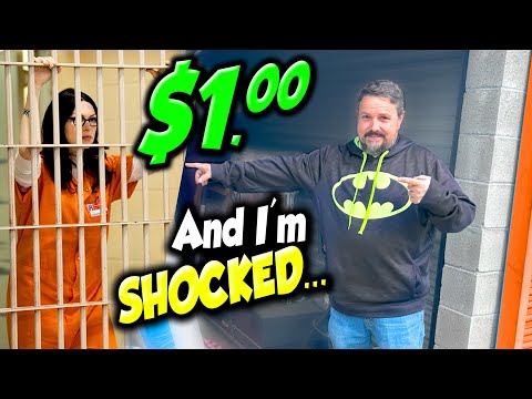 I bought a FELON'S STORAGE UNIT for ONE DOLLAR!