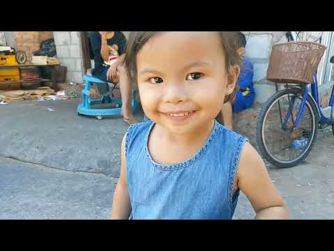 라오스 아이들과 작은 추억을 만들어 보았습니다