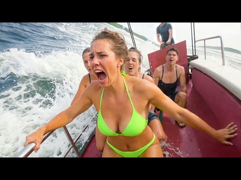 Idiots In Boats Caught on Camera