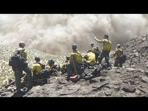 得知前女友怀孕，他从瘾君子进化成了消防英雄，真实的故事励志感人又催泪，21分钟看完2017年真实事件改编传记电影《勇往直前》