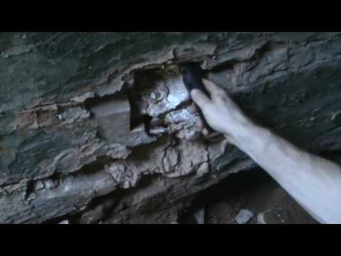 Поиск в заброшенном доме где был найден клад