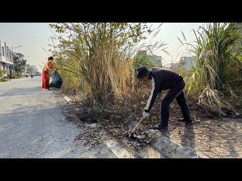 The woman conveniently threw trash on the sidewalk while I was cleaning